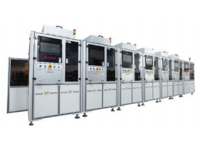 Fully automatic vehicle-mounted lens assembly machine